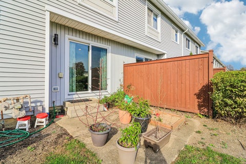 Tiny photo for 335 Dogwood Terrace, Buffalo Grove, IL 60089 (MLS # 12791719)