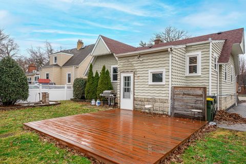 Tiny photo for 271 Oakwood Drive, Wood Dale, IL 60191 (MLS # 12542981)