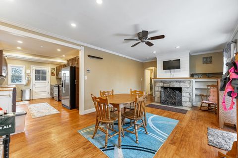 Tiny photo for 271 Oakwood Drive, Wood Dale, IL 60191 (MLS # 12542981)