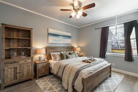 Tiny photo for 271 Oakwood Drive, Wood Dale, IL 60191 (MLS # 12542981)