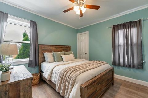 Tiny photo for 271 Oakwood Drive, Wood Dale, IL 60191 (MLS # 12542981)