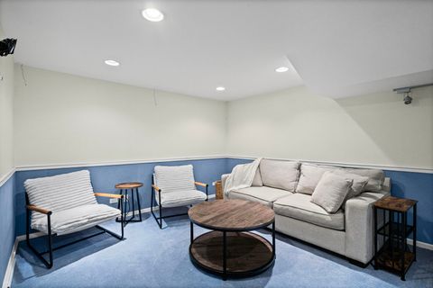 Tiny photo for 1515 S Harvard Avenue, Arlington Heights, IL 60005 (MLS # 12495739)