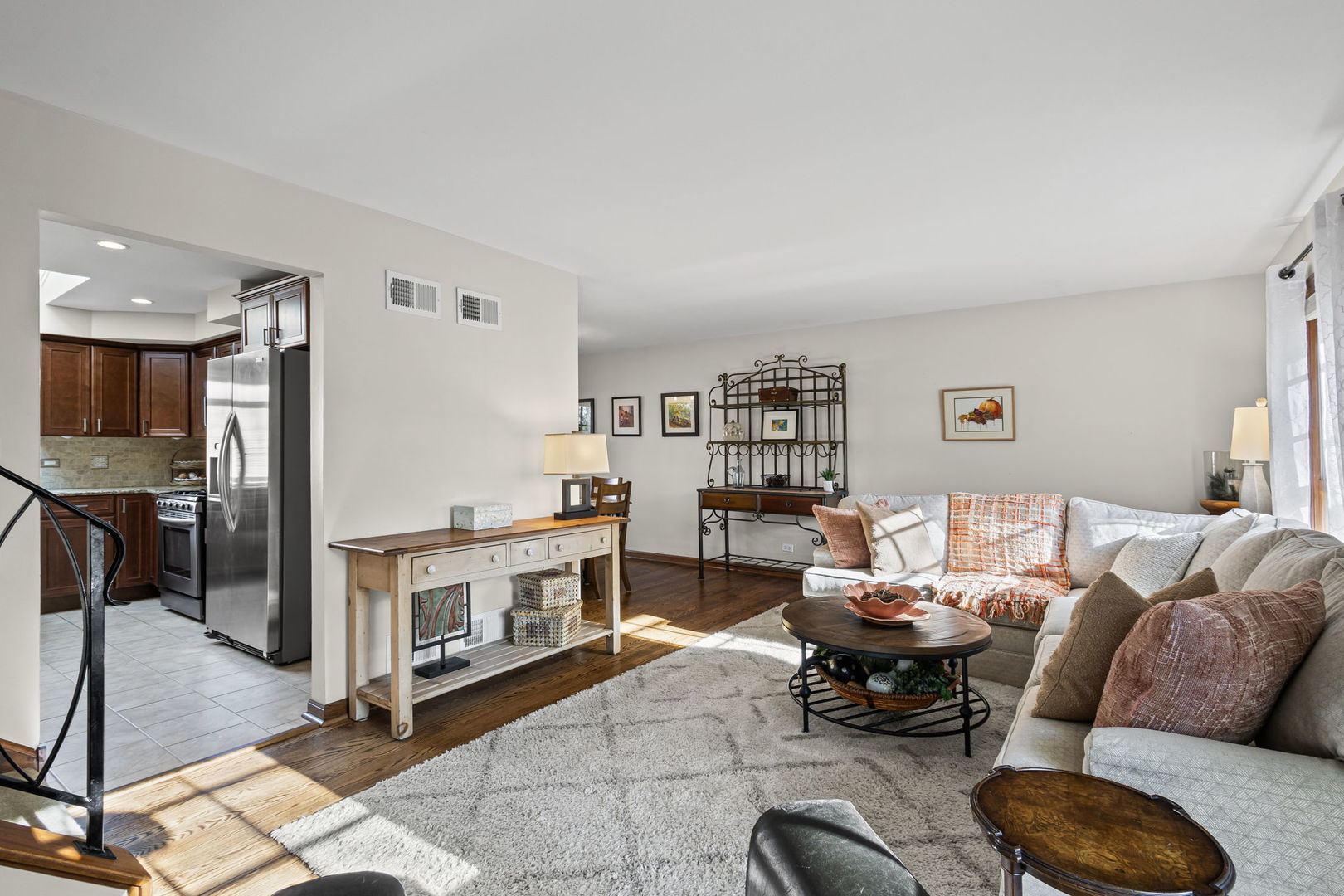 1515 S Harvard Avenue