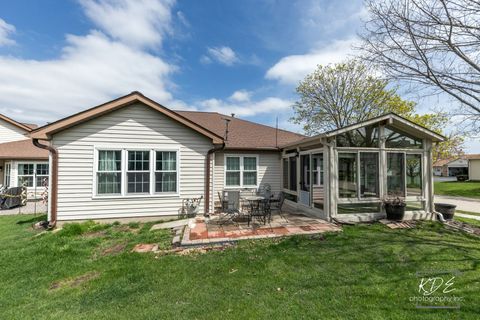 Tiny photo for 21210 Silktree Circle, Plainfield, IL 60544 (MLS # 12620895)