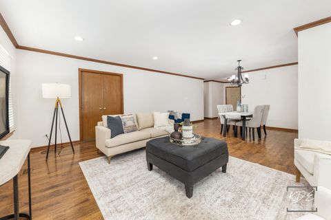 Tiny photo for 21210 Silktree Circle, Plainfield, IL 60544 (MLS # 12620895)