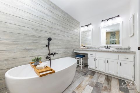 Tiny photo for 21210 Silktree Circle, Plainfield, IL 60544 (MLS # 12620895)