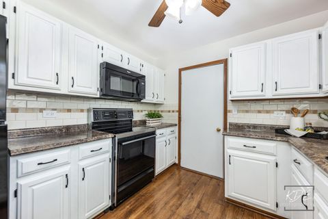 Tiny photo for 21210 Silktree Circle, Plainfield, IL 60544 (MLS # 12620895)