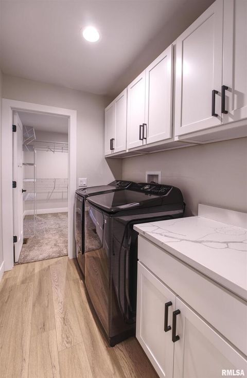 Tiny photo for 404 Crossroads Avenue, Camanche, IA 52730 (MLS # QC4268509)