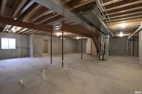 Tiny photo for 404 Crossroads Avenue, Camanche, IA 52730 (MLS # QC4268509)