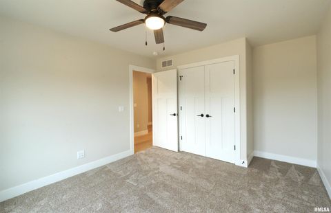 Tiny photo for 404 Crossroads Avenue, Camanche, IA 52730 (MLS # QC4268509)