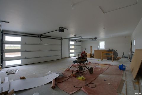 Tiny photo for 404 Crossroads Avenue, Camanche, IA 52730 (MLS # QC4268509)