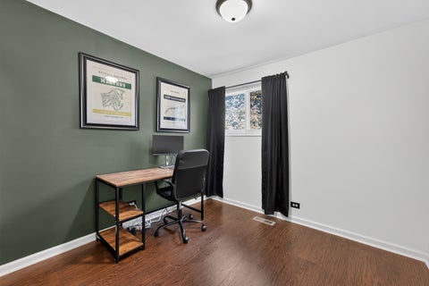Tiny photo for 3S626 Wilbur Avenue, Warrenville, IL 60555 (MLS # 12790483)