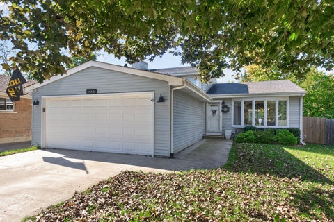 Photo of 3S626 Wilbur Avenue, Warrenville, IL 60555 (MLS # 12790483)