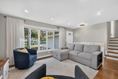 Tiny photo for 3S626 Wilbur Avenue, Warrenville, IL 60555 (MLS # 12790483)