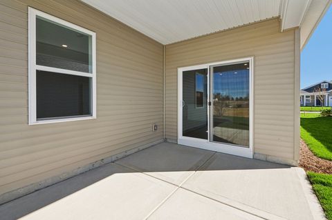 Tiny photo for 2592 skye Drive, Pingree Grove, IL 60140 (MLS # 12495072)