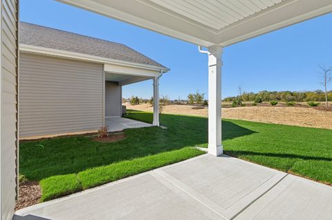 Tiny photo for 2592 skye Drive, Pingree Grove, IL 60140 (MLS # 12495072)
