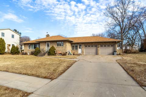Photo of 838 S State Street, Geneseo, IL 61254 (MLS # 12568024)