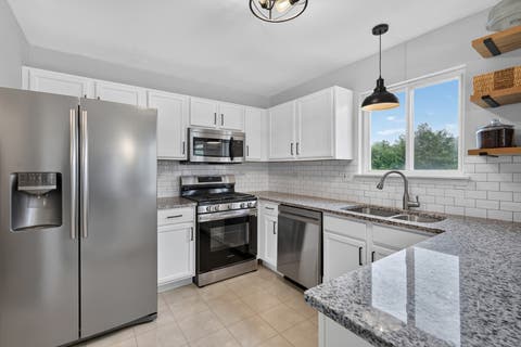 Tiny photo for 430 Glenrose Lane, Lake In The Hills, IL 60156 (MLS # 12714579)