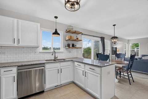 Tiny photo for 430 Glenrose Lane, Lake In The Hills, IL 60156 (MLS # 12714579)