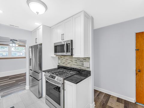 Tiny photo for 4537 Warsaw Avenue, Lyons, IL 60534 (MLS # 12478524)