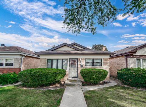 Photo of 4537 Warsaw Avenue, Lyons, IL 60534 (MLS # 12478524)