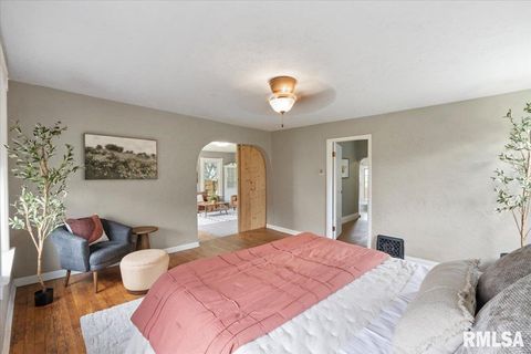 Tiny photo for 301 N 1ST Street, Long Grove, IA 52756 (MLS # QC4267545)