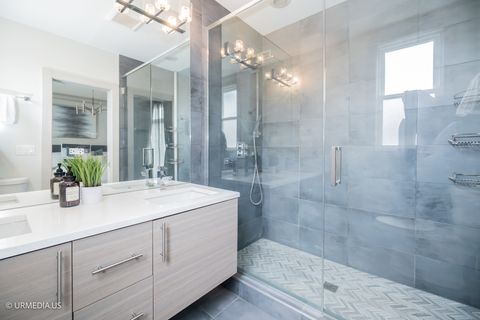 Tiny photo for 1221 E 46th Street #1, Chicago, IL 60653 (MLS # 12500720)