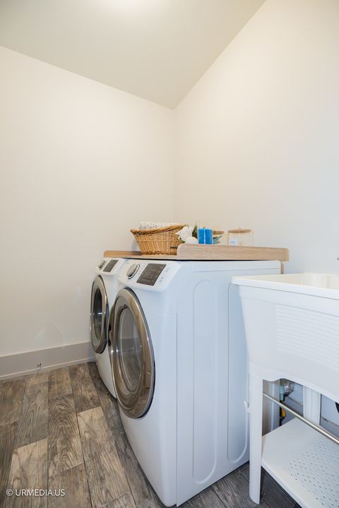 Tiny photo for 1221 E 46th Street #1, Chicago, IL 60653 (MLS # 12500720)
