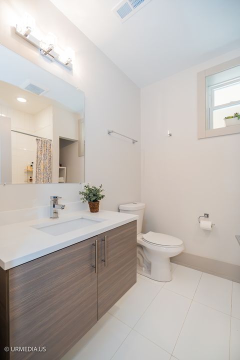 Tiny photo for 1221 E 46th Street #1, Chicago, IL 60653 (MLS # 12500720)