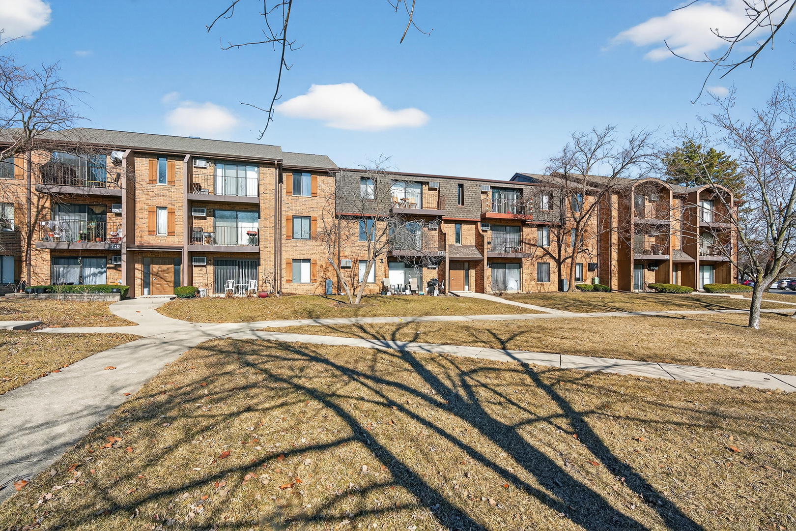 734 N Briar Hill Lane 3