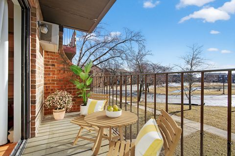 Tiny photo for 734 N Briar Hill Lane #3, Addison, IL 60101 (MLS # 12569855)