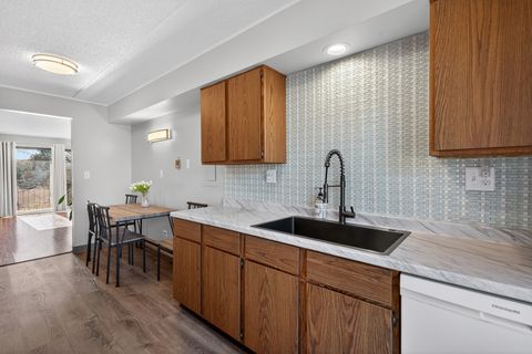 Tiny photo for 734 N Briar Hill Lane #3, Addison, IL 60101 (MLS # 12569855)