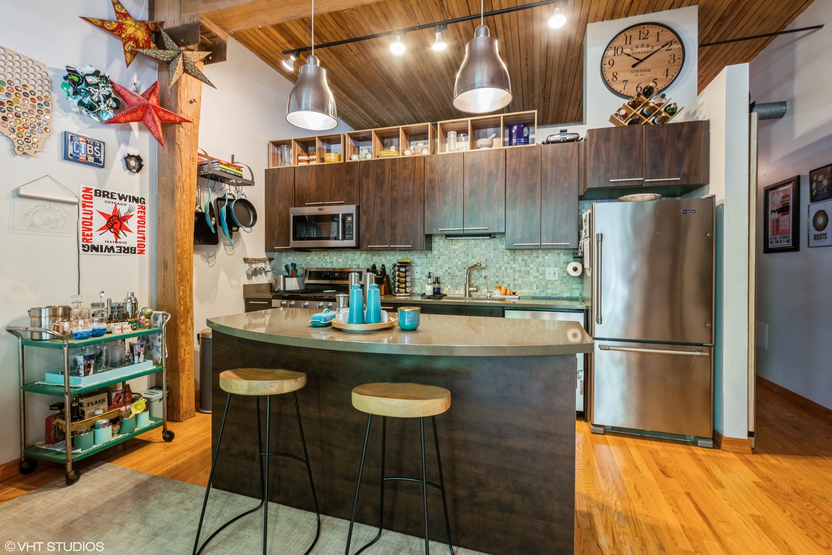 2333 W St Paul Avenue 121