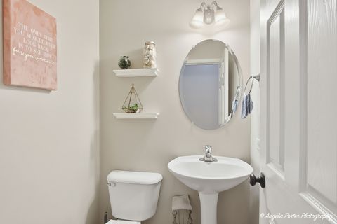 Tiny photo for 6044 Canterbury Lane #9-3, Hoffman Estates, IL 60192 (MLS # 12617209)