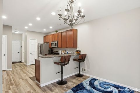 Tiny photo for 6044 Canterbury Lane #9-3, Hoffman Estates, IL 60192 (MLS # 12617209)