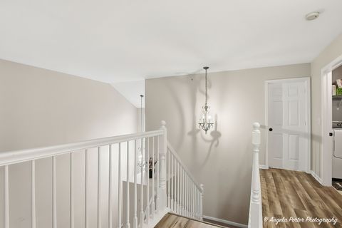 Tiny photo for 6044 Canterbury Lane #9-3, Hoffman Estates, IL 60192 (MLS # 12617209)