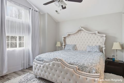 Tiny photo for 6044 Canterbury Lane #9-3, Hoffman Estates, IL 60192 (MLS # 12617209)