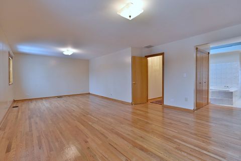 Tiny photo for 7324 W Lunt Avenue, Chicago, IL 60631 (MLS # 12562260)
