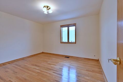 Tiny photo for 7324 W Lunt Avenue, Chicago, IL 60631 (MLS # 12562260)