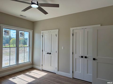 Tiny photo for 12570 Hudgens Road, Marion, IL 62959 (MLS # EB460321)