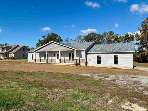 Tiny photo for 12570 Hudgens Road, Marion, IL 62959 (MLS # EB460321)