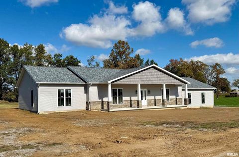 Tiny photo for 12570 Hudgens Road, Marion, IL 62959 (MLS # EB460321)