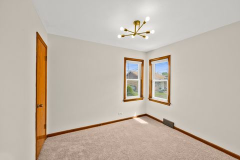 Tiny photo for 5353 S Moody Avenue, Chicago, IL 60638 (MLS # 12626343)