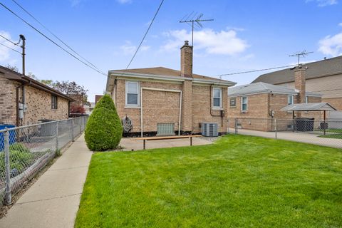 Tiny photo for 5353 S Moody Avenue, Chicago, IL 60638 (MLS # 12626343)