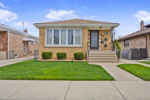 Photo of 5353 S Moody Avenue, Chicago, IL 60638 (MLS # 12626343)
