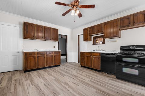 Tiny photo for 3044 LOUISE Street, Rockford, IL 61103 (MLS # 12530435)