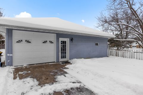 Tiny photo for 3044 LOUISE Street, Rockford, IL 61103 (MLS # 12530435)