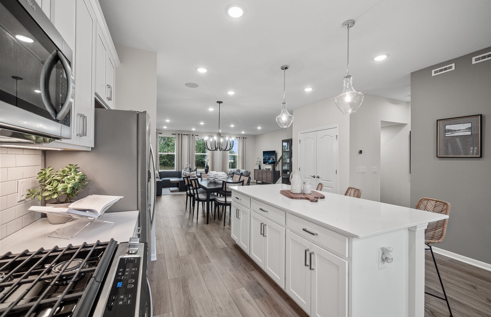 268 Warren Lane 12354