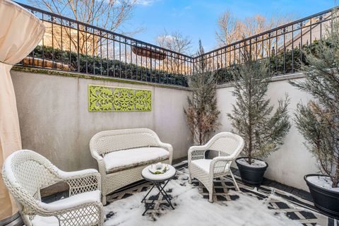 Tiny photo for 3035 N Racine Avenue #1, Chicago, IL 60657 (MLS # 12593479)