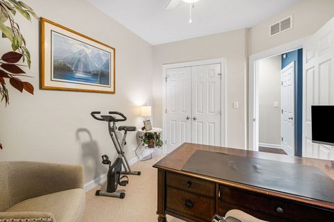 Tiny photo for 3035 N Racine Avenue #1, Chicago, IL 60657 (MLS # 12593479)